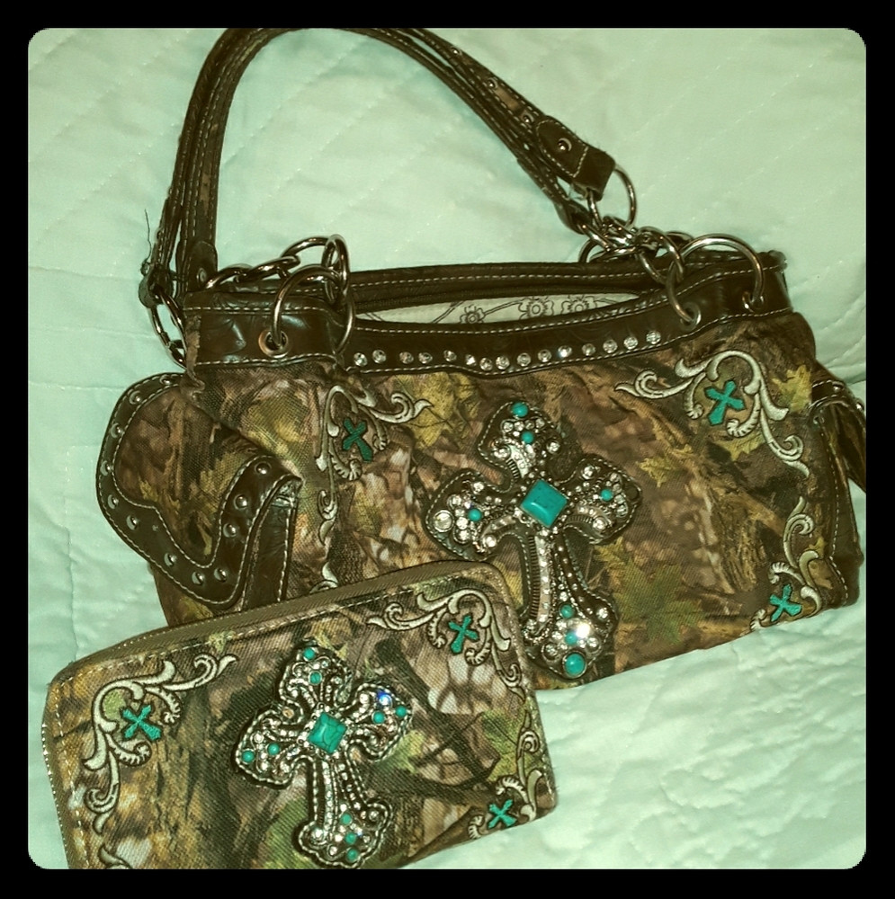 Montana West purse and wallet